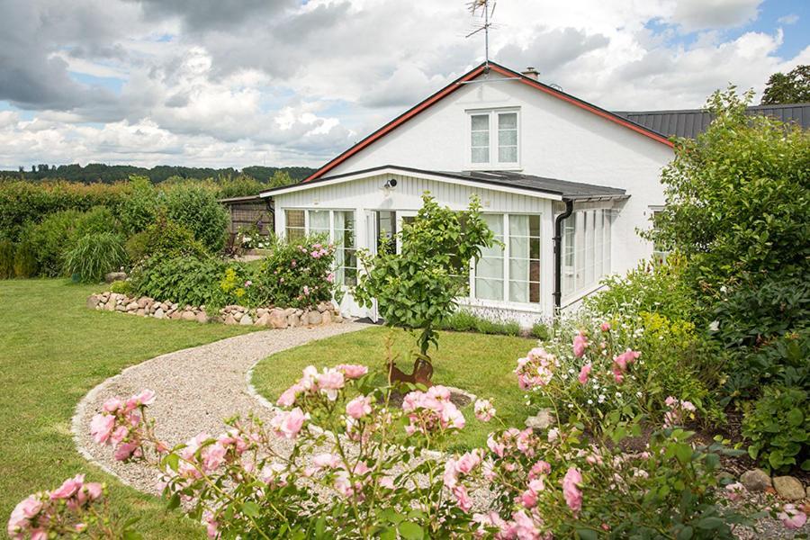 Blomstertantens Hus Trelleborg Eksteriør bilde